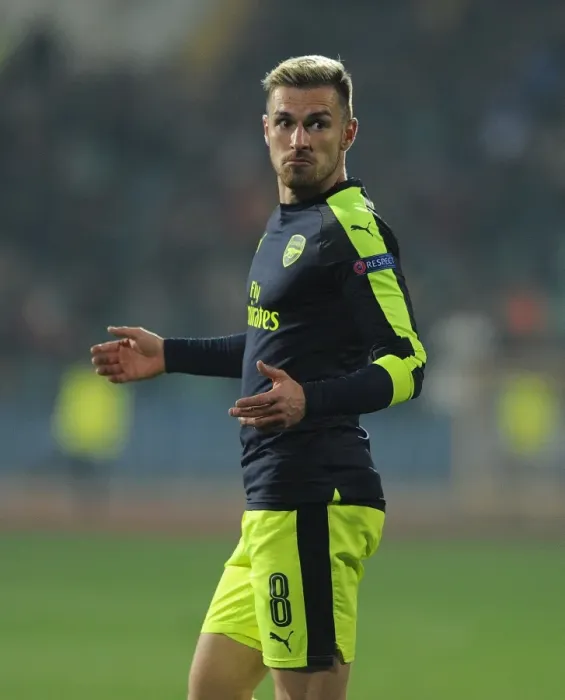 Framed Print : Aaron Ramsey in Action: Arsenal vs Ludogorets, UEFA Champions League 2016-17