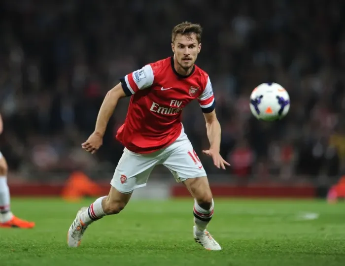 Framed Print : Aaron Ramsey in Action: Arsenal vs Newcastle United, Premier League 2013-2014