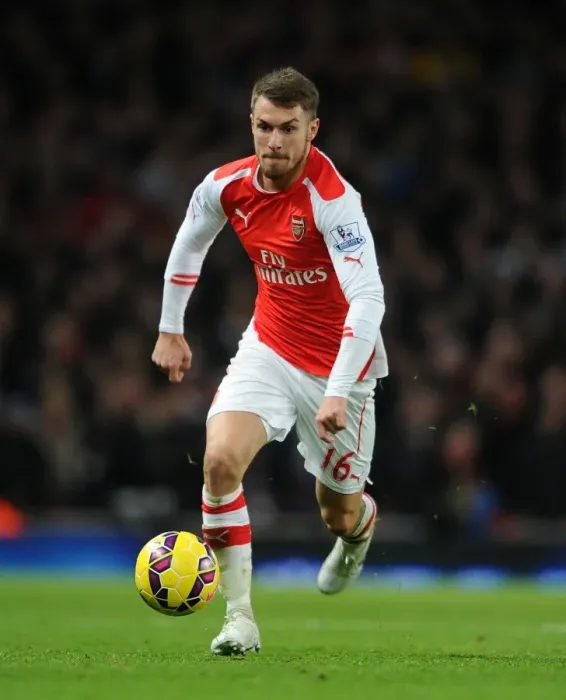Framed Print : Aaron Ramsey in Action: Arsenal vs Southampton, Premier League 2014-15 Framed Print : Aaron Ramsey in Action: Arsenal vs Southampton, Premier League 2014-15