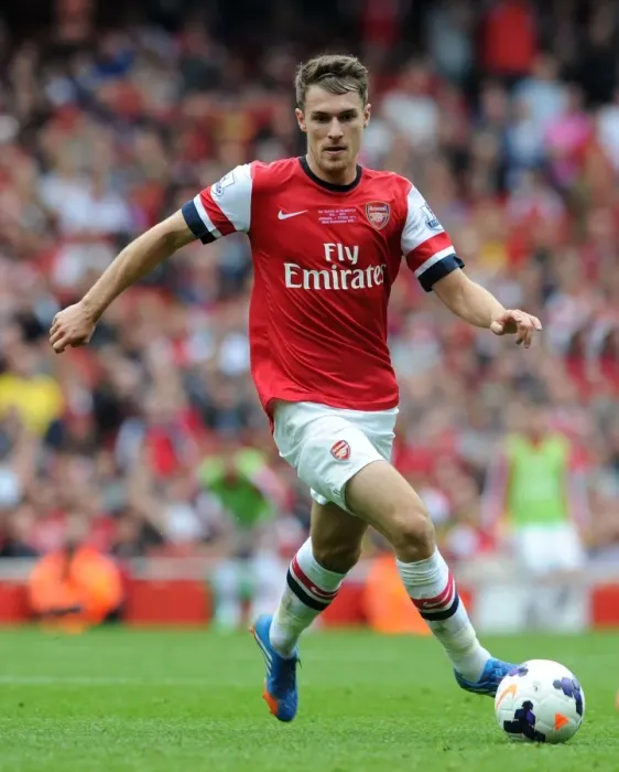 Framed Print : Aaron Ramsey in Action: Arsenal vs Stoke City, Premier League 2013-14