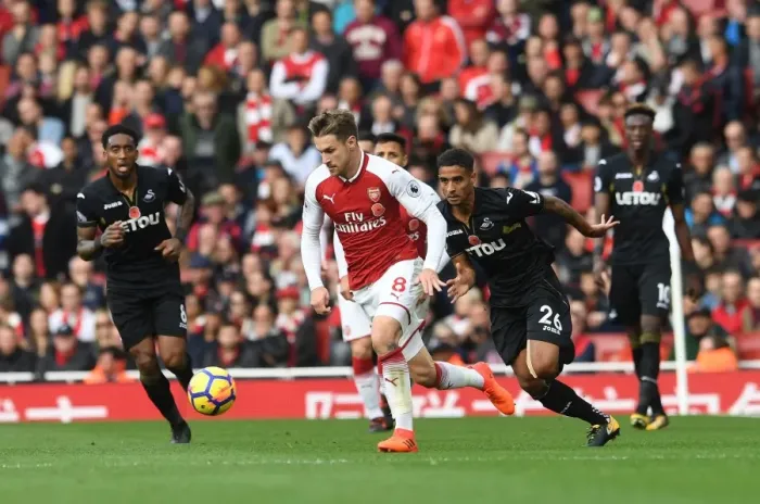 Framed Print : Aaron Ramsey in Action: Arsenal vs Swansea City, Premier League 2017-18