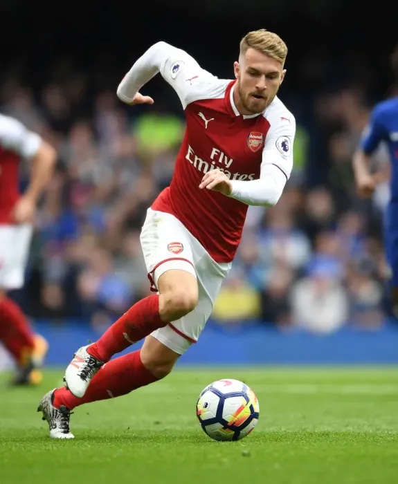 Framed Print : Aaron Ramsey in Action: Chelsea vs. Arsenal Premier League Clash (2017-18)