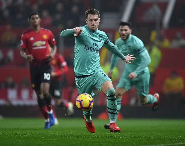 Aaron Ramsey in Action: Manchester United vs. Arsenal, Premier League Clash (2018-19)