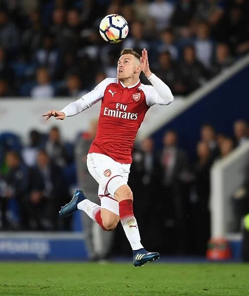 Aaron Ramsey in Action: Premier League Showdown - Arsenal vs. Leicester City (2017-18)