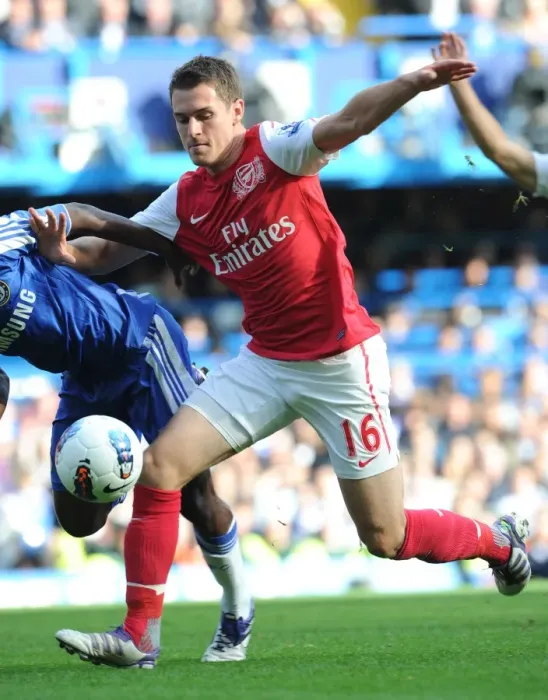 Framed Print : Aaron Ramsey (Arsenal). Chelsea 3: 5 Arsenal. Barclays Premier League. Stamford Bridge, 29 / 10 / 11 Framed Print : Aaron Ramsey (Arsenal). Chelsea 3: 5 Arsenal. Barclays Premier League. Stamford Bridge, 29 / 10 / 11