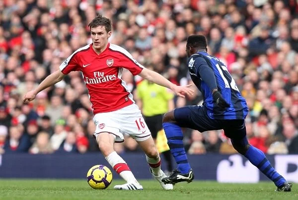 Aaron Ramsey (Arsenal) John Mensah (Sunderland). Arsenal 2:0 Sunderland