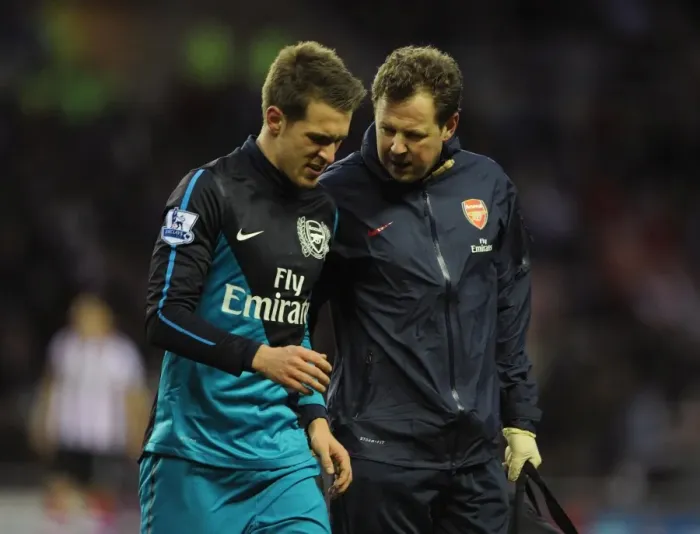 Framed Print : Aaron Ramsey (Arsenal) with Physio Colin Lewin. Sunderland 2: 0 Arsenal Framed Print : Aaron Ramsey (Arsenal) with Physio Colin Lewin. Sunderland 2: 0 Arsenal