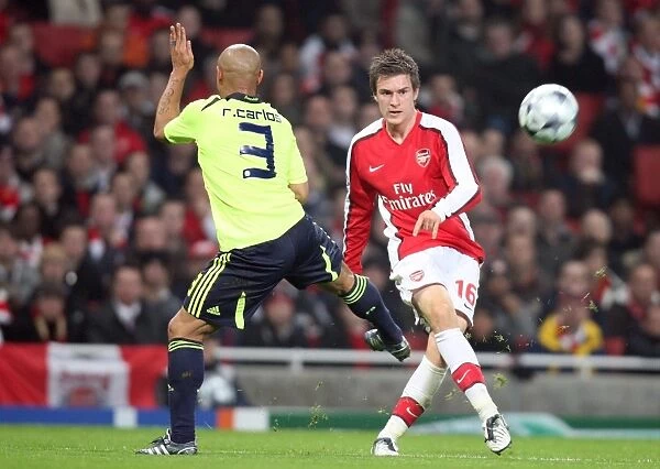 Aaron Ramsey (Arsenal) Roberto Carlos (Fenerbahce)