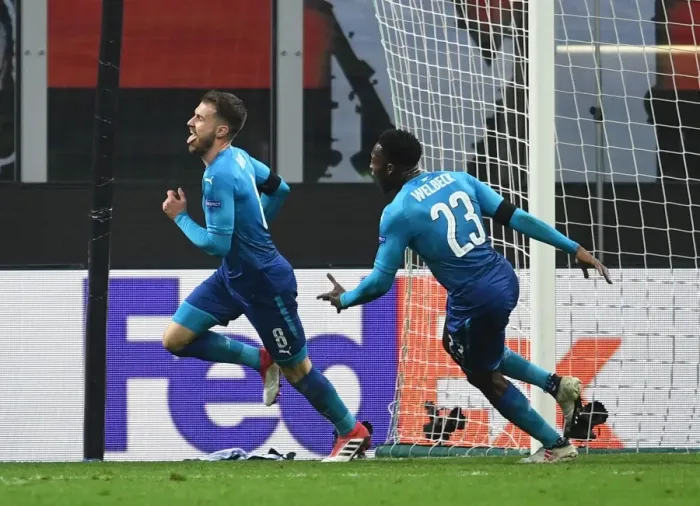 Framed Print : Aaron Ramsey celebrates scoring Arsenals 2nd goal