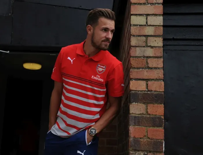 Framed Print : Aaron Ramsey Gears Up: Boreham Wood vs Arsenal Pre-Season Friendly Framed Print : Aaron Ramsey Gears Up: Boreham Wood vs Arsenal Pre-Season Friendly