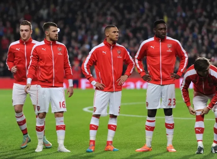 Framed Print : Aaron Ramsey, Kieran Gibbs and Danny Welbeck (Arsenal) before the match. Arsenal 2