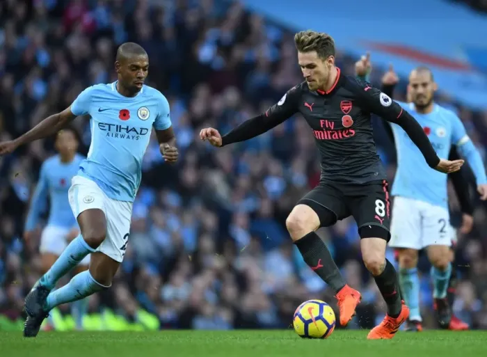 Framed Print : Aaron Ramsey Outmaneuvers Fernandinho: Manchester City vs. Arsenal, Premier League 2017-18 Framed Print : Aaron Ramsey Outmaneuvers Fernandinho: Manchester City vs. Arsenal, Premier League 2017-18