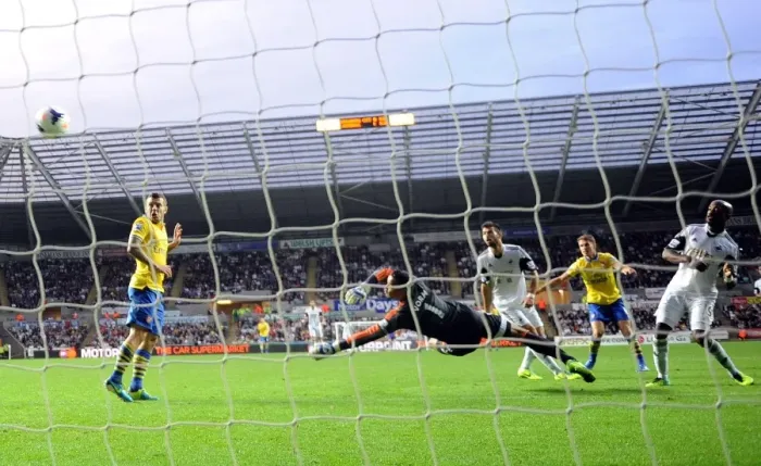 Framed Print : Aaron Ramsey Scores Arsenal's Second Goal (2013-14): Swansea City vs Arsenal