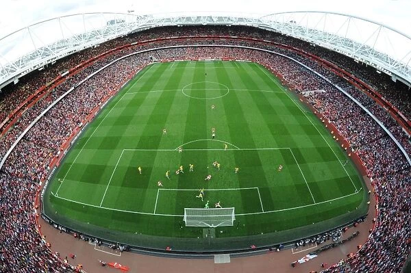 Aaron Ramsey Scores: Arsenal's Victory at Emirates Stadium vs Crystal Palace (2014 / 15)