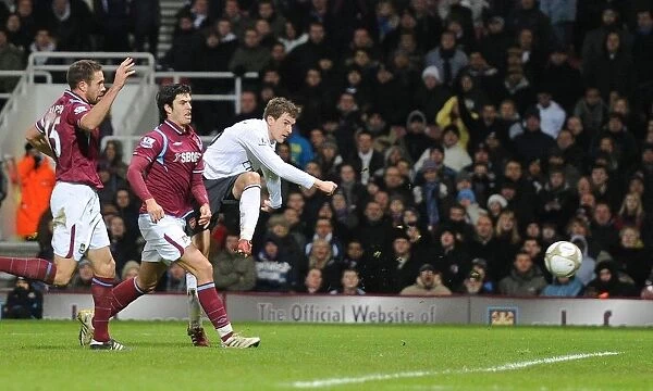 Aaron Ramsey Scores the First Goal: Arsenal Triumphs over West Ham, FA Cup 2010