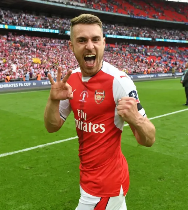 Framed Print : Aaron Ramsey's Triumphant FA Cup Celebration: Arsenal Beats Chelsea