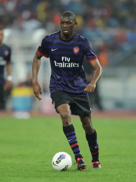 Framed Print : Abou Diaby in Action: Arsenal vs Malaysia XI (2012) Framed Print : Abou Diaby in Action: Arsenal vs Malaysia XI (2012)
