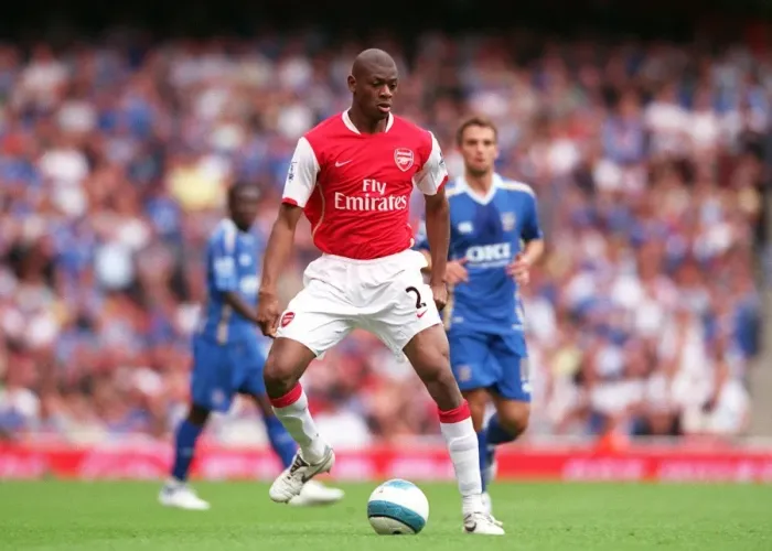 Framed Print : Abou Diaby in Action: Arsenal's 3:1 Victory over Portsmouth in the Barclays Premier League, Emirates Stadium (September 2, 2007)