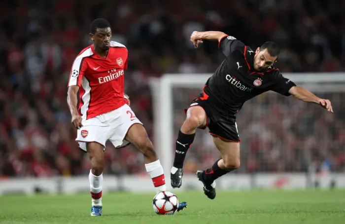 Framed Print : Abou Diaby (Arsenal) Ieroklis Stoltidis (Olympiacos)