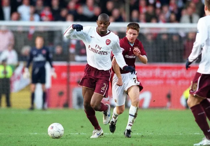 Framed Print : Abou Diaby (Arsenal) James O Connor (Burnley) Framed Print : Abou Diaby (Arsenal) James O Connor (Burnley)