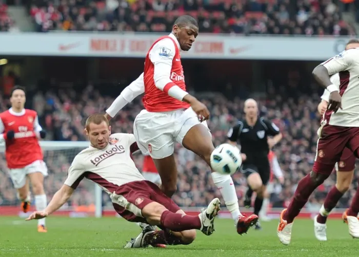 Framed Print : Abou Diaby (Arsenal) Phil Bardsley (Sunderland). Arsenal 0: 0 Sunderland Framed Print : Abou Diaby (Arsenal) Phil Bardsley (Sunderland). Arsenal 0: 0 Sunderland