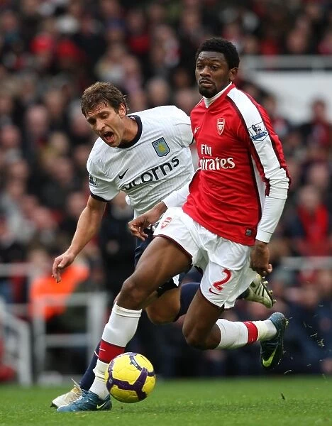 Abou Diaby (Arsenal) Stiliyan Petrov (Villa). Arsenal 3: 0 Aston Villa. Barclays Premier League