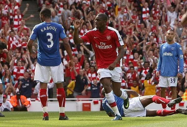 Abou Diaby celebrates scoring his and Arsenals 1st goal