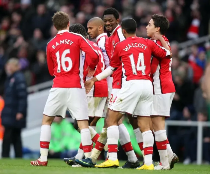 Framed Print : Abou Diaby celebrates scoring Arsenals 3rd goal with Aaron Ramsey