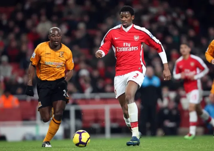 Framed Print : Abou Diaby and George Boateng Clash in Arsenal's 3-0 Victory over Hull City, Barclays Premier League (December 19, 2009)