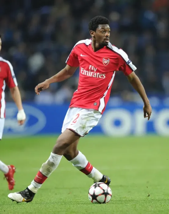 Framed Print : Abou Diaby Shines in Arsenal's UEFA Champions League Battle at FC Porto