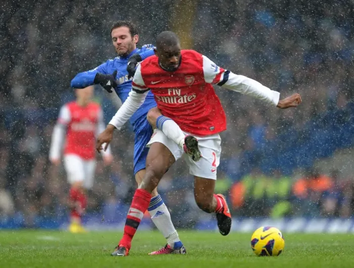 Framed Print : Abou Diaby vs Juan Mata: Intense Battle at Stamford Bridge - Premier League 2012-13