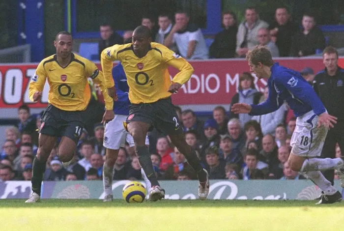 Framed Print : Abou Diaby vs. Phil Neville: Everton's 1-0 Victory Over Arsenal at Goodison Park, FA Premiership, 21st January 2006