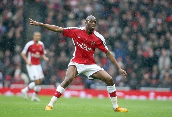 Abou Diaby's Goal Secures 2-1 Victory for Arsenal over Manchester United, Barclays Premier League, Emirates Stadium (08 / 11 / 08)