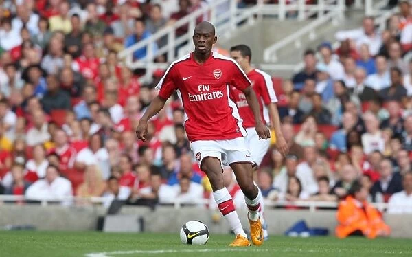 Abou Diaby's Stunner: Arsenal's 1-0 Win Over Real Madrid at Emirates Cup (2008)