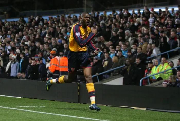 Framed Print : Abou Diaby's Thrilling Goal: A Game-Changer for Arsenal vs. Aston Villa (2008)