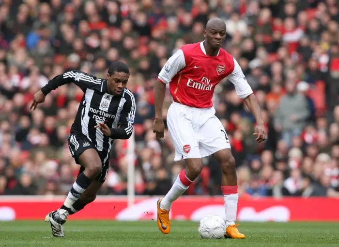 Framed Print : Abu Diaby (Arsenal) Charles N Zogbia (Newcastle United)