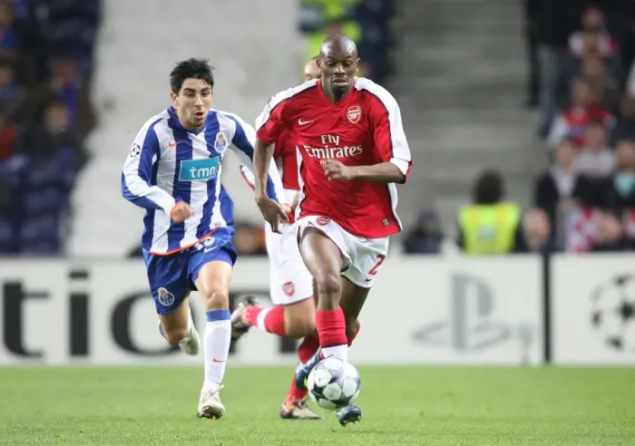 Framed Print : Abu Diaby (Arsenal) Fucile (FC Porto)