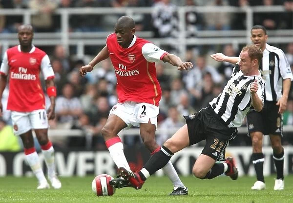 Abu Diaby (Arsenal) Nicky Butt (Newcastle United)