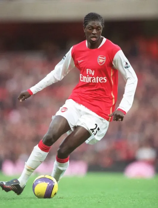 Framed Print : Adebayor vs Newcastle: 1-1 Stalemate at Arsenal's Emirates Stadium, November 2006