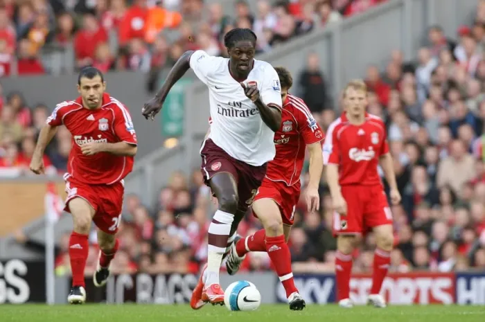 Framed Print : Adebayor's Battle at Anfield: 1-1 Stalemate between Liverpool and Arsenal, Premier League, October 2007