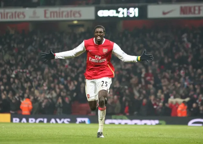Framed Print : Adebayor's Brace: Arsenal's 2-0 Victory Over Blackburn Rovers, 2008