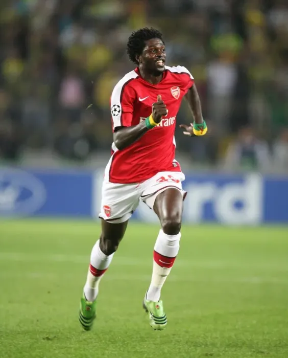 Framed Print : Adebayor's Brilliant 2 Goal Performance: Arsenal Crushes Fenerbahce 5-2 in Champions League