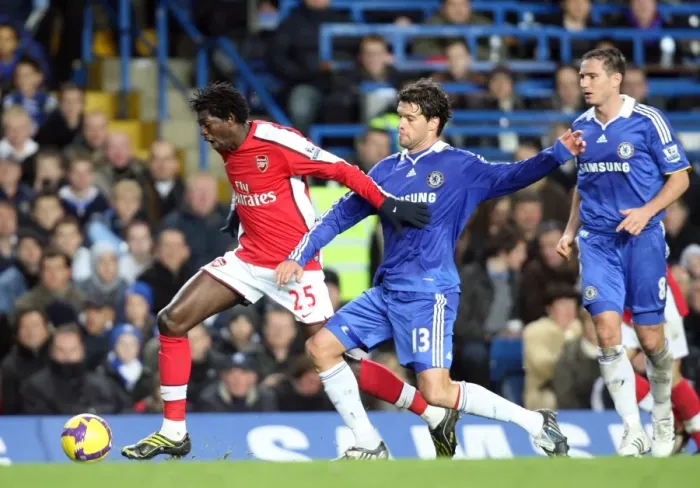 Framed Print : Adebayor's Brilliant Double: Arsenal's 2-1 Victory Over Chelsea, 30 / 11 / 08 Framed Print : Adebayor's Brilliant Double: Arsenal's 2-1 Victory Over Chelsea, 30 / 11 / 08