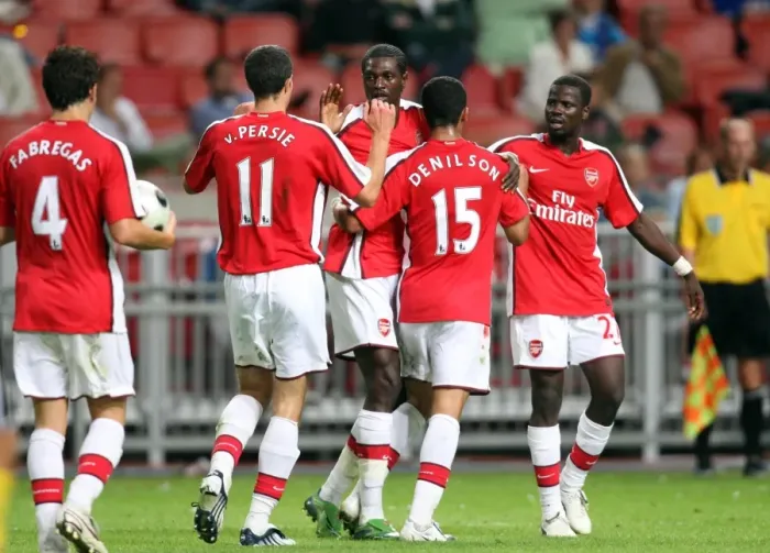 Framed Print : Adebayor's Brilliant Goal: Arsenal's Comeback in Amsterdam (2-3 vs Ajax)