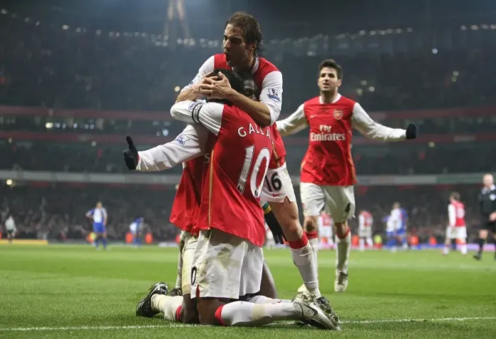 Framed Print : Adebayor's Double: Arsenal Celebrates with Gallas, Fabregas, and Flamini (2:0 Blackburn Rovers, 2008)