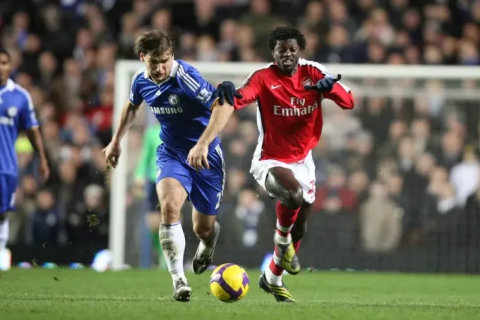 Framed Print : Adebayor's Double Stuns Ivanovic and Chelsea: Arsenal's 2-1 Victory at Stamford Bridge, 2008