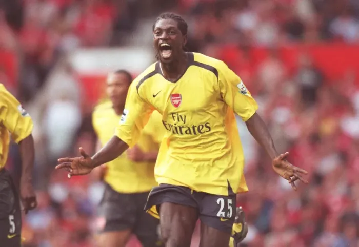 Framed Print : Adebayor's Euphoria: Arsenal's Unforgettable 1-0 Victory Over Manchester United, 2006