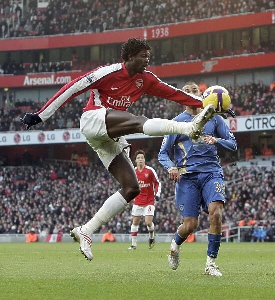 Adebayor's Strike: Arsenal's 1-0 Triumph Over Portsmouth in the Premier League (December 28, 2008)