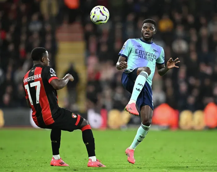 Framed Print : AFC Bournemouth v Arsenal FC - Premier League Framed Print : AFC Bournemouth v Arsenal FC - Premier League