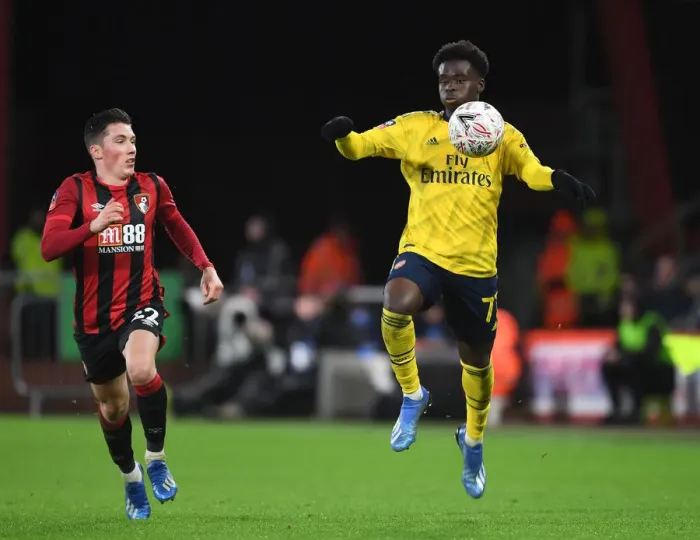 Framed Print : AFC Bournemouth vs Arsenal FC: Bukayo Saka Faces Off Against Harry in FA Cup Fourth Round